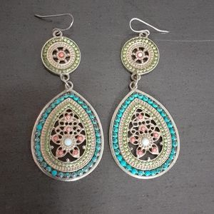 Hanging multicolored flower design earrings